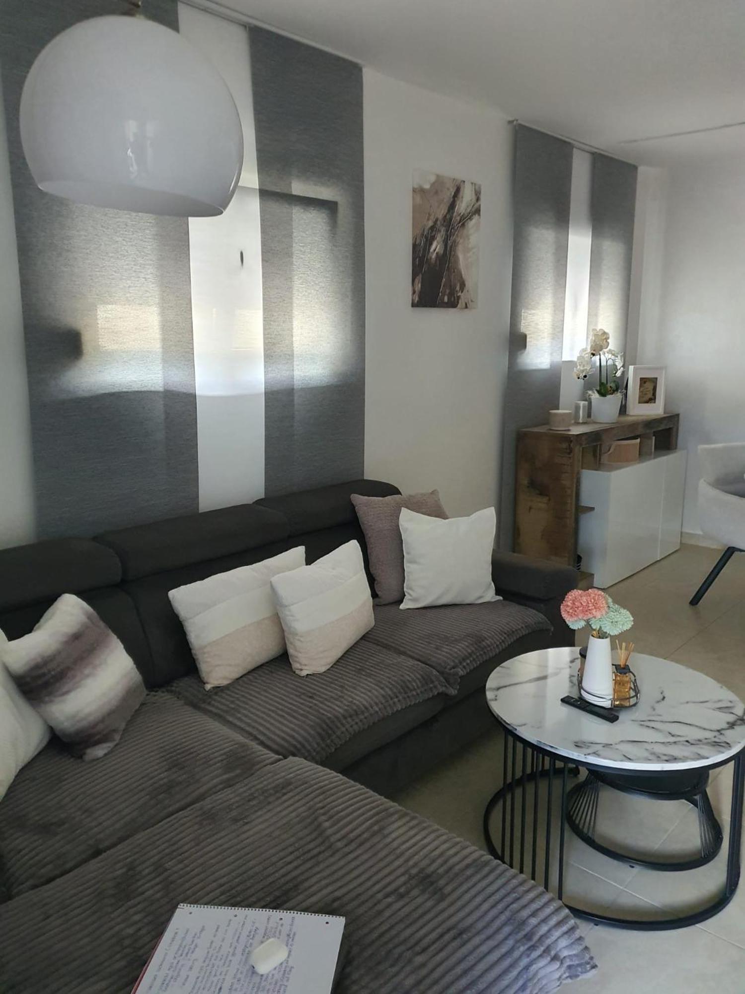 Modern Apartment Near The Sea-Mise 트로기르 외부 사진